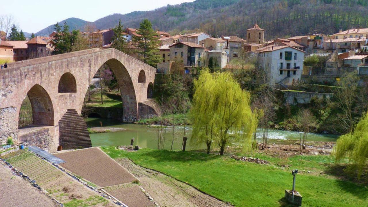 Apartamento Acogedor Sant Joan de les Abadesses Buitenkant foto